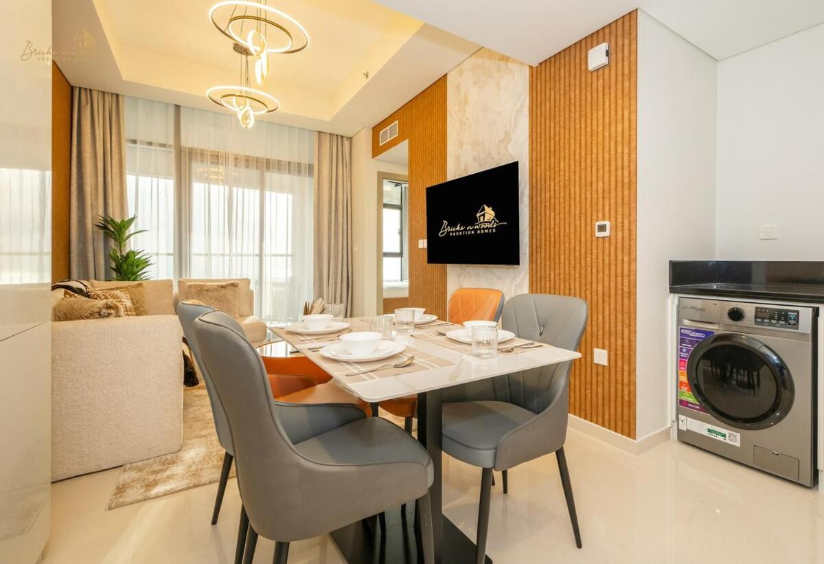 Panorama Sea & Sunset View 2 Bhk * Dubai