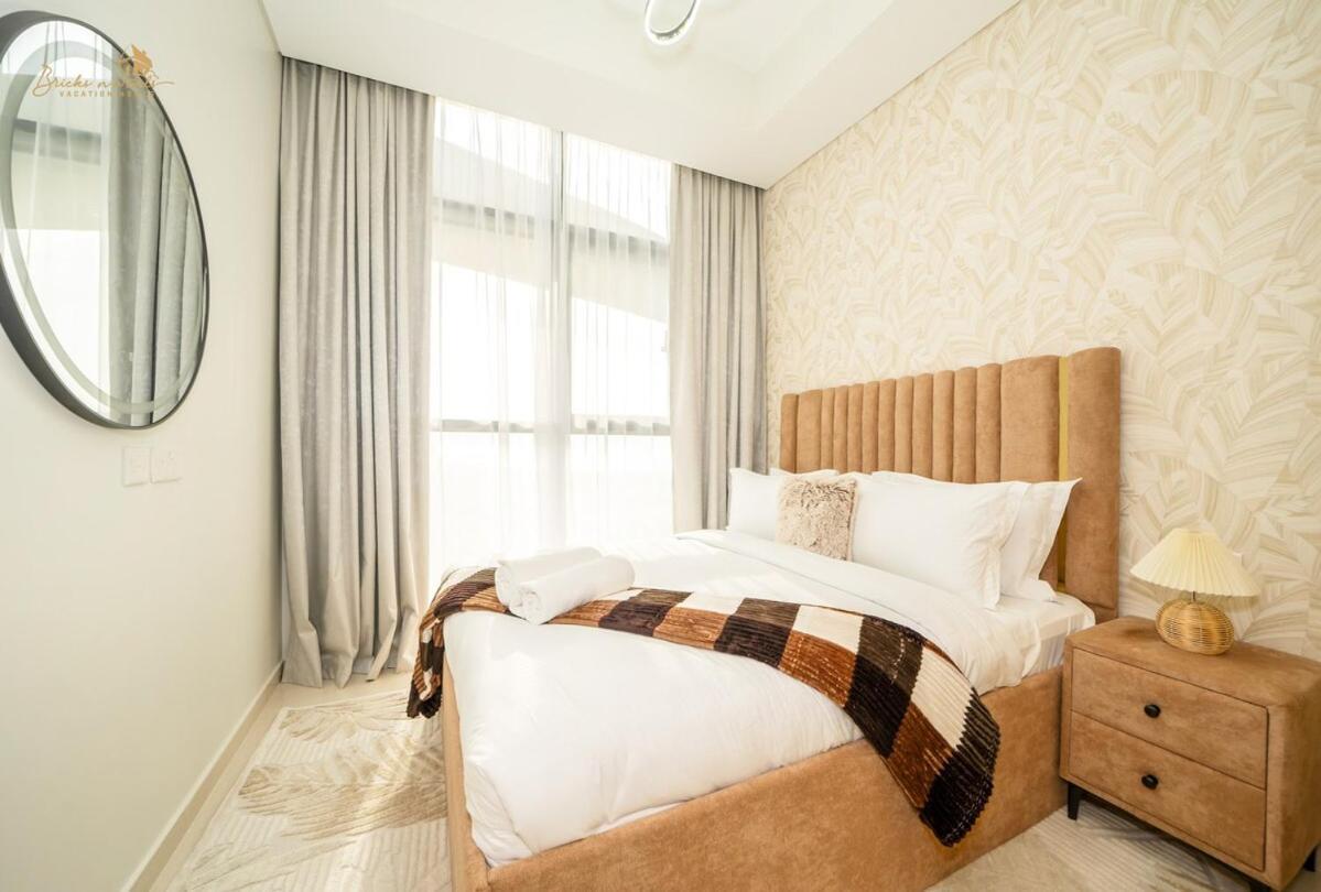 Panorama Sea & Sunset View 2 Bhk Holiday home Dubai
